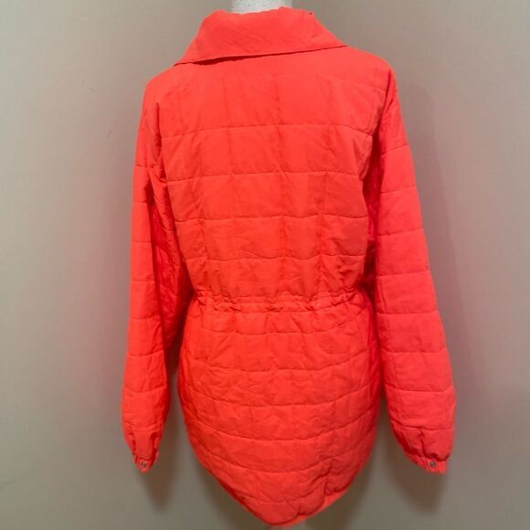 NWT Free  People Perri Packable Puffer Jacket in
Orange NWT 
Retail $198
Size S - Picture 9 of 11